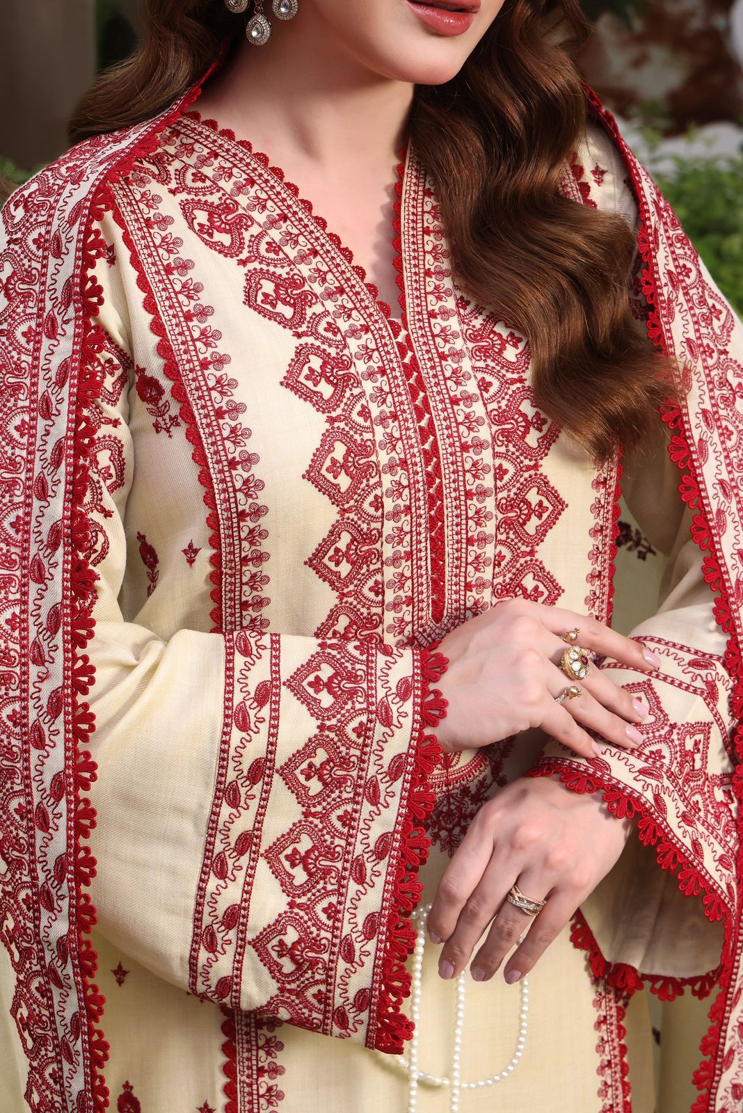 ANEELAS LAWN LUXURY 3PC UNSTITICH FULLY EMBROIDERED