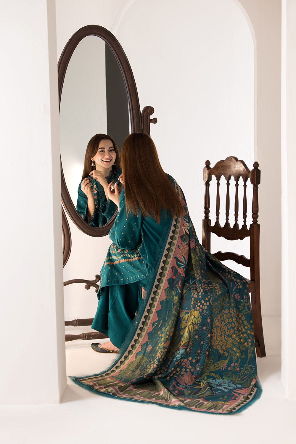 SOBIA NAZIR 3PC LAWN UNSTITCHED EMBROIDERED 